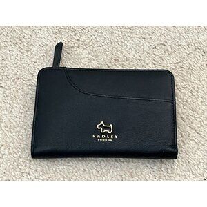 NWOT Radley London Black Wallet